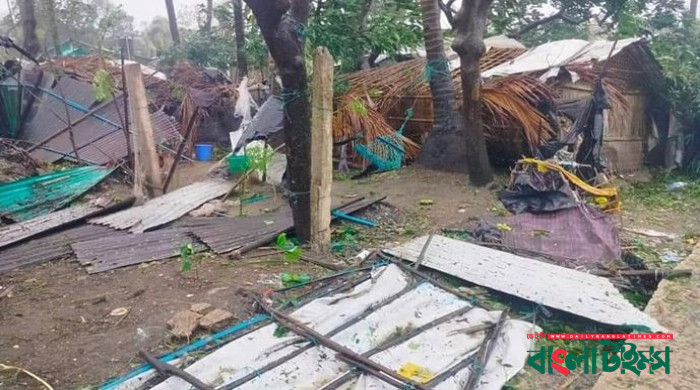 ‘মোখার তাণ্ডবে সেন্টমার্টিনে ৮০ শতাংশ ঘরবাড়ি ক্ষতিগ্রস্ত’